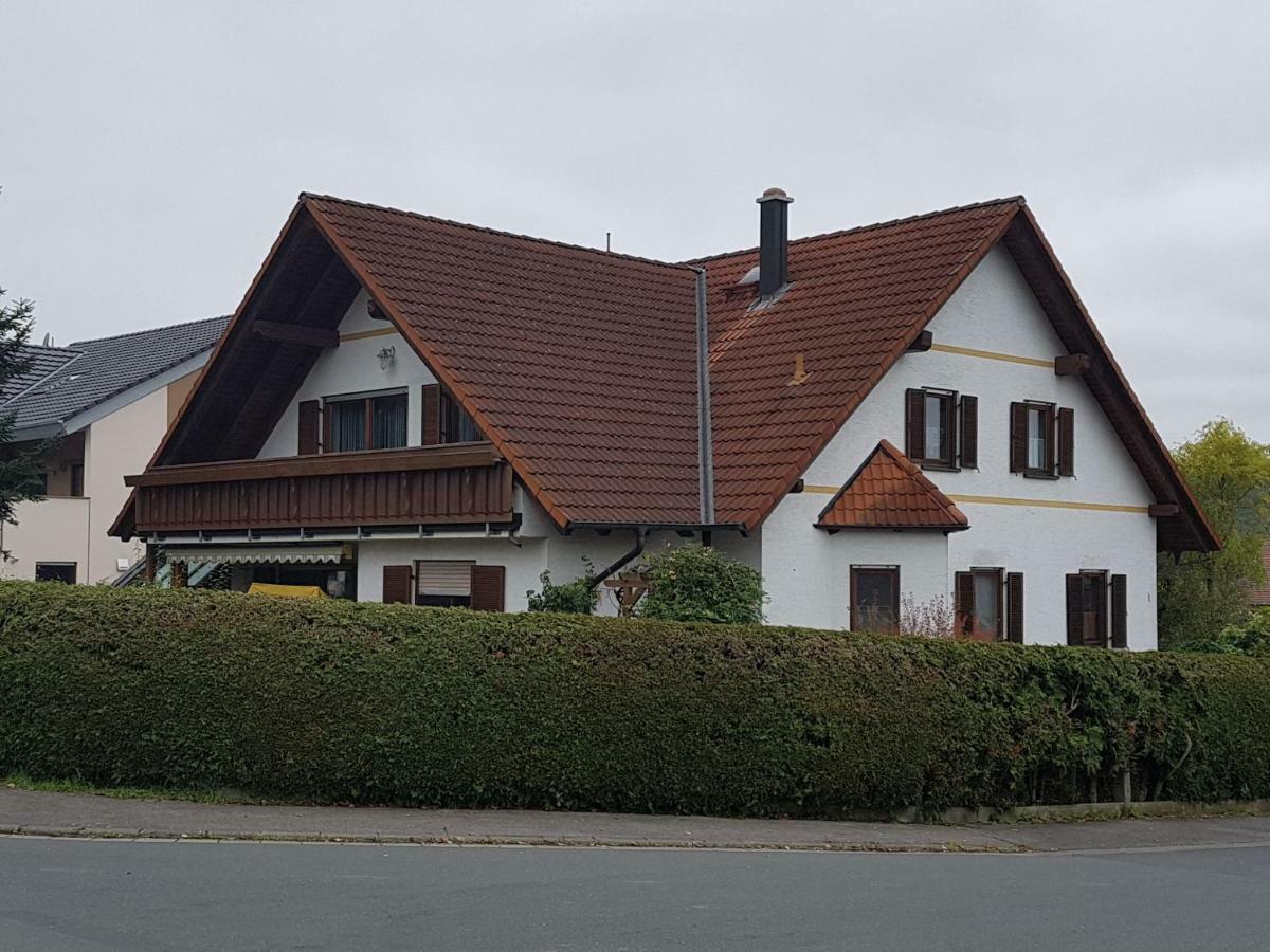 Ferienwohnung Schuetz Гіршайд Екстер'єр фото